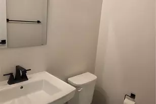 1007 Wellington Ct, Penn Twp, PA 15644 - Photo 3