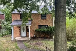 10318 Lindberg Ave, Pittsburgh, PA 15235 - Photo 1