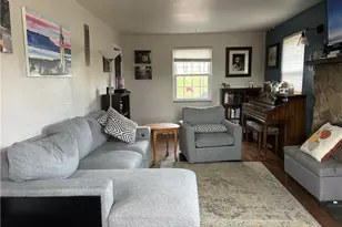 1070 Arbor Dr, Green Tree, PA 15220 - Photo 3