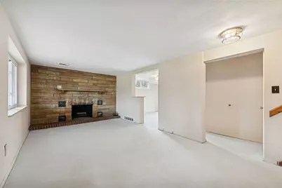 805 Cranberry Drive, Monroeville, PA 15146 - Photo 7