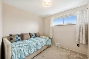 805 Cranberry Dr, Monroeville, PA 15146 - Photo 33