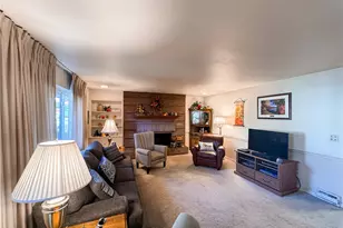 1414 Lincoln Way, White Oak, PA 15131 - Photo 5