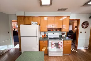 1414 Lincoln Way, White Oak, PA 15131 - Photo 13