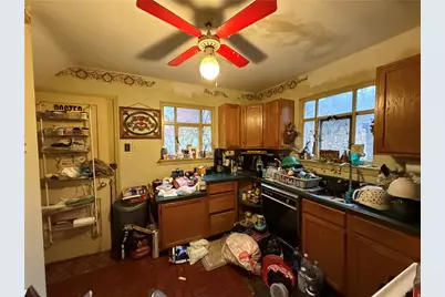 2179 Vantine St, Pittsburgh, PA 15221 - Photo 9