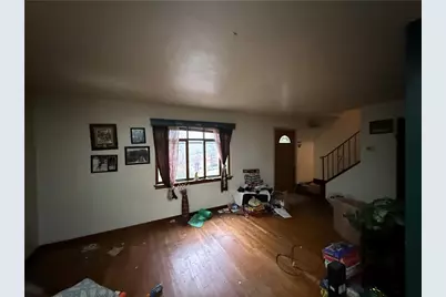 2179 Vantine St, Pittsburgh, PA 15221 - Photo 3