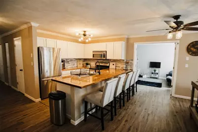 2012 S Ridge Terrace, Hidden Valley, PA 15502 - Photo 7