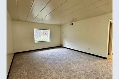 210 Electric Ave #B3, East Pittsburgh, PA 15112 - Photo 3