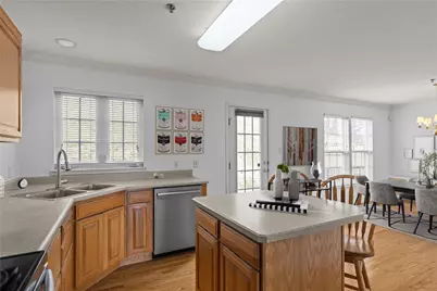 2010 Overlook Ct, North Strabane, PA 15317 - Photo 5