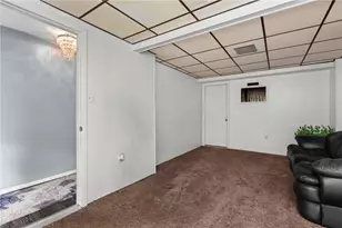 202 Bayberry Ln, Imperial, PA 15126 - Photo 15