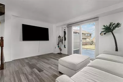 202 Bayberry Ln, Imperial, PA 15126 - Photo 3