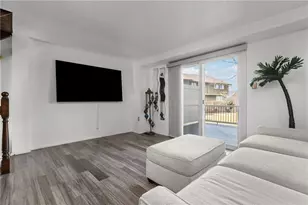 202 Bayberry Ln, Imperial, PA 15126 - Photo 3