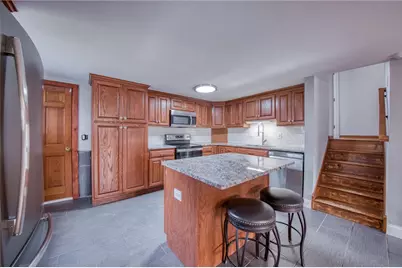 540 Morningstar Dr, Franklin Township, PA 16117 - Photo 3