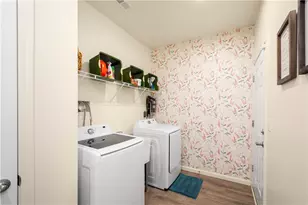 1704 Seminole Cir, Chippewa Township, PA 15010 - Photo 19