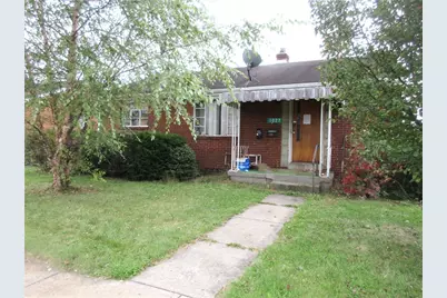 1027 1st St, McKees Rocks, PA 15136 - Photo 1