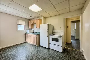 219 13th St, Beaver Falls, PA 15010 - Photo 5