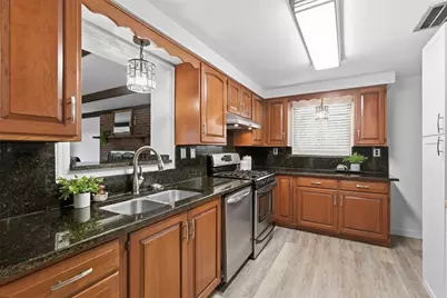 51 Bellview Cir, Robinson Twp, PA 15136 - Photo 11