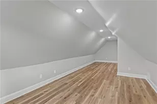 817 Eldora Pl, Pittsburgh, PA 15210 - Photo 23