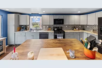 318 Earlwood Road, Pittsburgh, PA 15235 - Photo 7