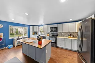 318 Earlwood Rd, Pittsburgh, PA 15235 - Photo 11