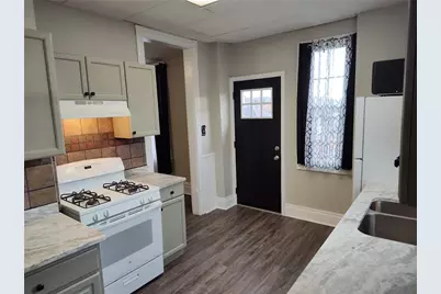 533 3rd St, Pitcairn, PA 15140 - Photo 9