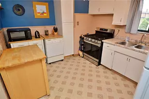 109 Thorncrest Dr, Kennedy Township, PA 15136 - Photo 11