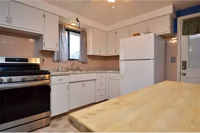 109 Thorncrest Drive, Kennedy Township, PA 15136 - Photo 7