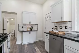 184 36th St, Pittsburgh, PA 15201 - Photo 11