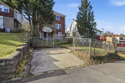 1044 Biltmore Ave, Pittsburgh, PA 15216 - Photo 33