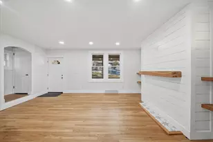 1044 Biltmore Ave, Pittsburgh, PA 15216 - Photo 5