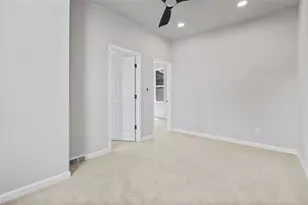 296 Foster Way, Pittsburgh, PA 15201 - Photo 15