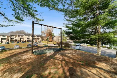 321 Ridge Point Circle #B12, Bridgeville, PA 15017 - Photo 25