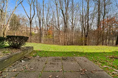 321 Ridge Point Circle #B12, Bridgeville, PA 15017 - Photo 17