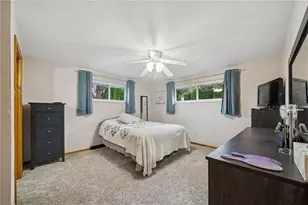 523 Hemlock St, Hempfield Township, PA 15601 - Photo 21