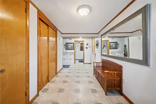 523 Hemlock St, Hempfield Township, PA 15601 - Photo 5