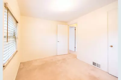 6515 Ventura Dr, South Park, PA 15236 - Photo 17