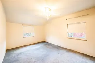 6515 Ventura Dr, South Park, PA 15236 - Photo 13