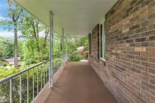 454 Cherokee Dr, Center Township, PA 16001 - Photo 29