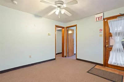 718 W Ingomar Rd, Pittsburgh, PA 15237 - Photo 5