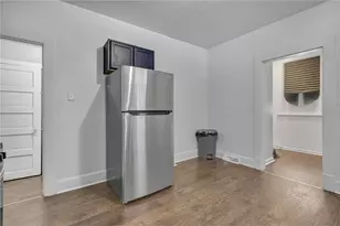 2415 7th Ave, Beaver Falls, PA 15010 - Photo 17