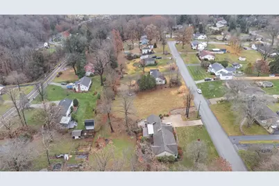 707 Melvin Dr, Hempfield Township, PA 15601 - Photo 9