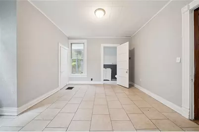 241 Watson Blvd, Observatory Hill, PA 15214 - Photo 3
