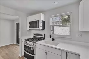 5922 Wallace Ave, Bethel Park, PA 15102 - Photo 19