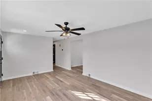 5922 Wallace Ave, Bethel Park, PA 15102 - Photo 15