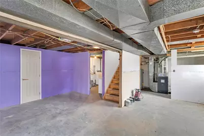 5922 Wallace Ave, Bethel Park, PA 15102 - Photo 29