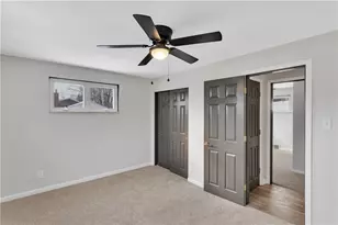 5922 Wallace Ave, Bethel Park, PA 15102 - Photo 27