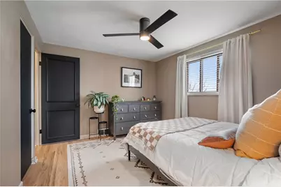 1902 Worcester Drive, Scott Township, PA 15243 - Photo 11