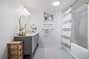 1902 Worcester Dr, Scott Township, PA 15243 - Photo 21