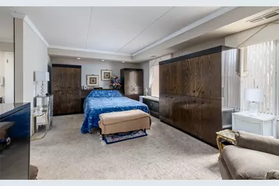 2120 Greentree Road #511E, Scott Township, PA 15220 - Photo 13