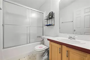 811 Wild Violet Dr, Pittsburgh, PA 15239 - Photo 23