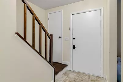 105 Springwater Ct, Moon/Crescent Twp, PA 15108 - Photo 3